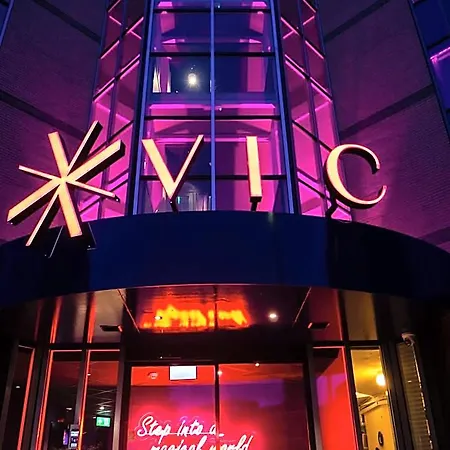 Vic Hotel