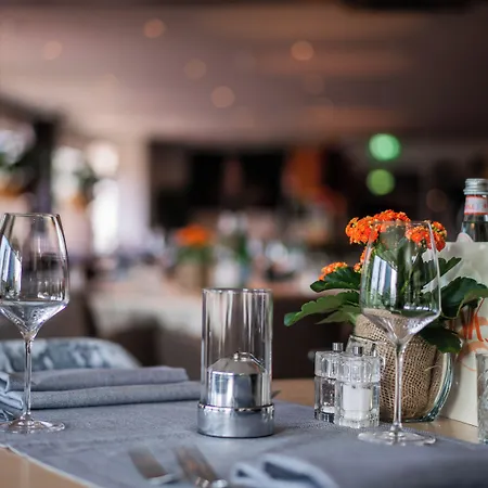 Vic 4* Leiden